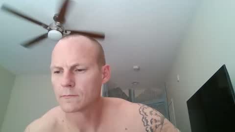 tommygunsfit online show from April 20, 9:18 pm