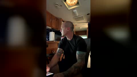 tommygunsfit online show from March 7, 11:38 pm