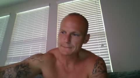 tommygunsfit online show from August 7, 12:20 am