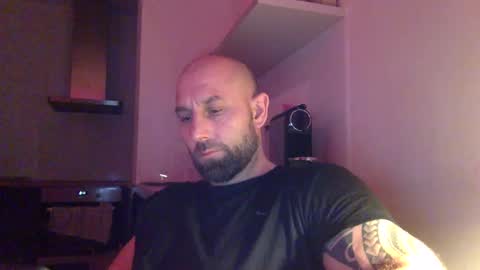 Snapshot of tommyx01 chatting on February 6, 7:07 pm Thomas Fit online show from February 6, 7:07 pm