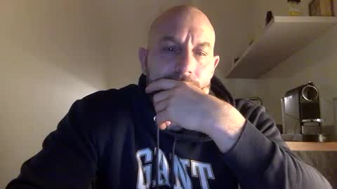 Snapshot of tommyx01 chatting on February 2, 5:48 pm Thomas Fit online show from February 2, 5:48 pm