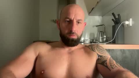 Snapshot of tommyx01 chatting on September 11, 7:15 pm Thomas Fit online show from September 11, 7:15 pm