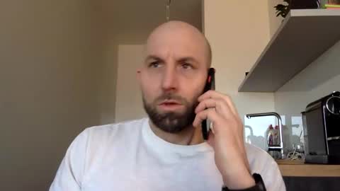 Snapshot of tommyx01 chatting on March 6, 7:47 am Thomas Fit online show from March 6, 7:47 am