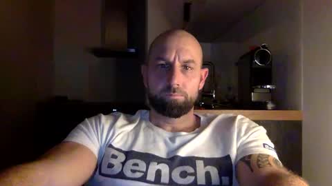 Snapshot of tommyx01 chatting on February 7, 9:04 pm Thomas Fit online show from February 7, 9:04 pm