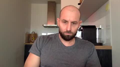Snapshot of tommyx01 chatting on January 16, 9:48 am Thomas Fit online show from January 16, 9:48 am