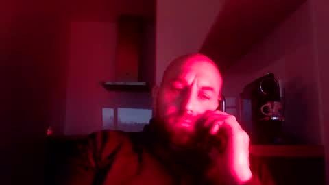 Snapshot of tommyx01 chatting on January 28, 7:43 am Thomas Fit online show from January 28, 7:43 am