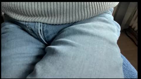 Tom online show from October 13, 2:30 pm