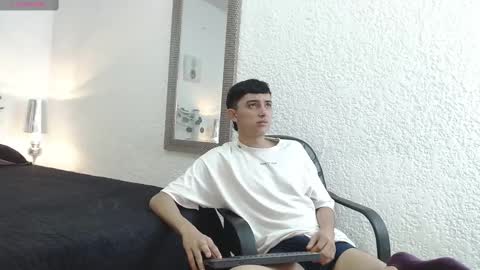 tomy_moon online show from February 27, 6:09 pm