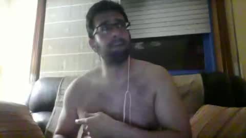 toni640128 online show from April 17, 12:46 am