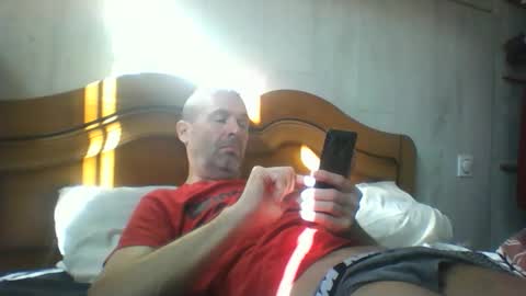 Snapshot of tonio1972 chatting on October 17, 10:41 am tonio1972 online show from October 17, 10:41 am