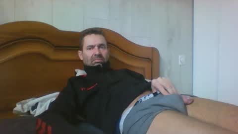 tonio358965 online show from October 27, 10:37 am