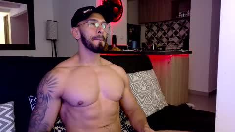 tony muscle1 online show from September 21, 11:42 pm