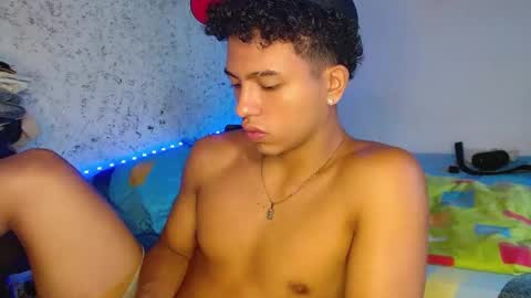tonydesire_ online show from April 28, 8:24 pm
