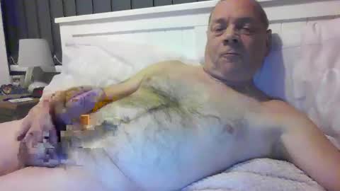 tonygibbson62 online show from December 28, 5:57 pm