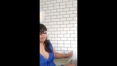 too609042 online show from April 7, 7:54 am