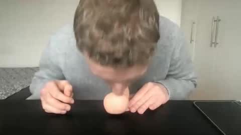 Max online show from February 5, 2:09 pm