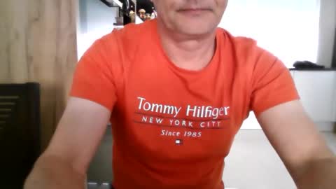 topsecreton online show from May 19, 5:36 am