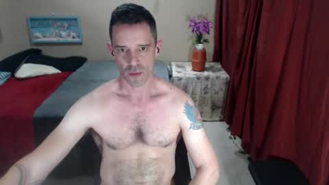 Snapshot of toptobottom4u chatting on February 26, 6:37 pm toptobottom4u online show from February 26, 6:37 pm
