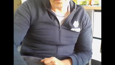 tororex85 online show from October 27, 2:39 pm