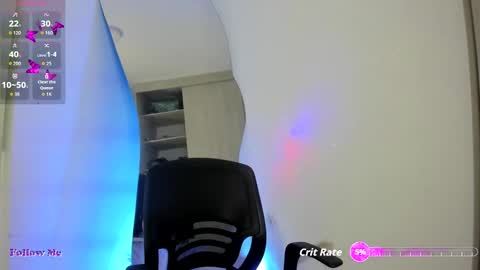 TORY COOPER online show from October 1, 11:25 pm