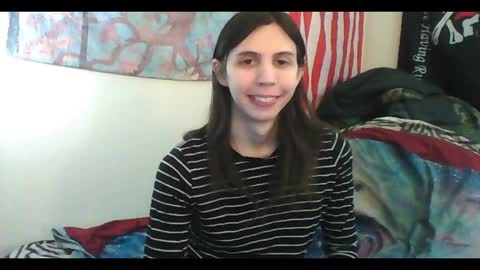 Snapshot of totalfuckingadorable chatting on February 7, 3:24 am Luna online show from February 7, 3:24 am
