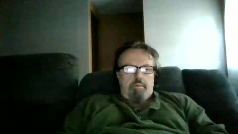 Snapshot of touchit9923 chatting on September 15, 11:44 am jim online show from September 15, 11:44 am