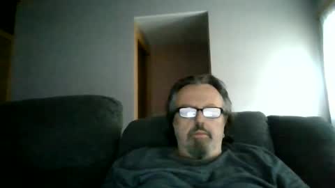 Snapshot of touchit9923 chatting on September 17, 12:19 pm jim online show from September 17, 12:19 pm