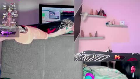 Snapshot of touk_kira chatting on September 12, 3:03 pm touk_kira online show from September 12, 3:03 pm