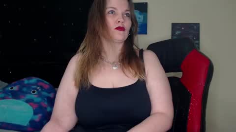 Lilly Miss Mistress Goddess Maam Queen Boss online show from January 4, 9:43 am
