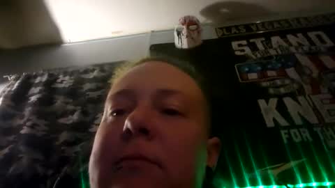 ToxicTemptress420 online show from January 18, 2:20 am