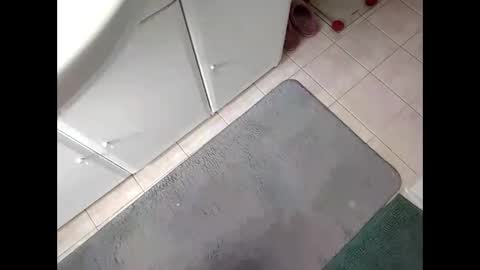 Snapshot of tra649167 chatting on March 10, 11:45 am tra649167 online show from March 10, 11:45 am