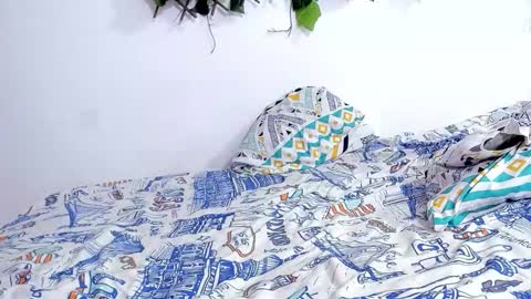 Tracy Wright online show from January 13, 11:45 pm