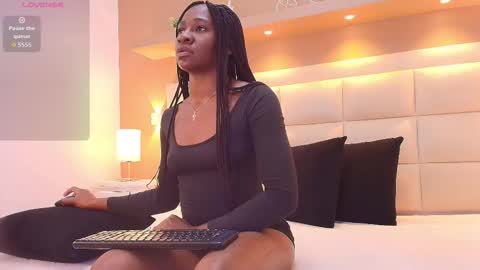 Tracy online show from November 18, 12:30 pm