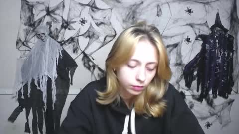 TracyLeeBB online show from November 15, 12:07 pm