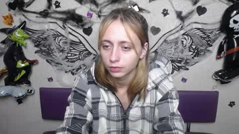 TracyLeeBB online show from November 11, 2:30 pm