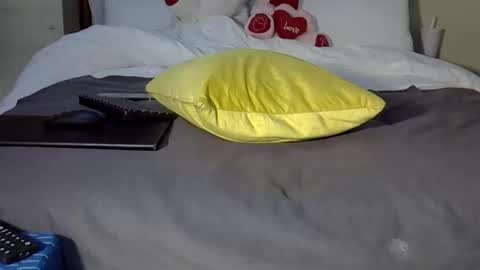 Flavia online show from October 27, 7:58 pm