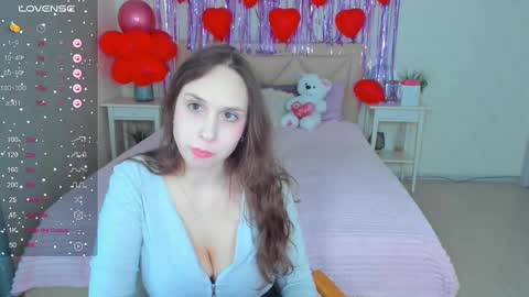 Snapshot of traneba chatting on February 13, 8:27 am Kate online show from February 13, 8:27 am