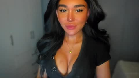ALMIGHTY GODDESS VALENTINA online show from December 24, 6:44 am