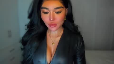 ALMIGHTY GODDESS VALENTINA online show from January 15, 1:20 pm