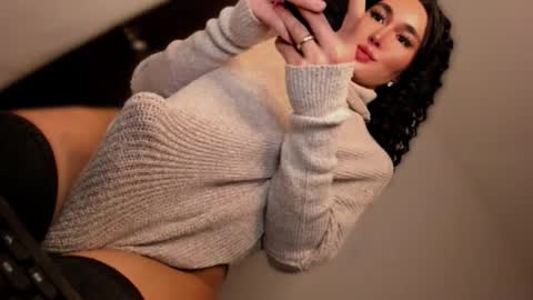 ALMIGHTY GODDESS VALENTINA online show from October 5, 11:56 pm