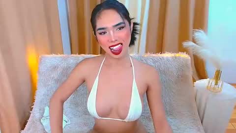 transqueenmonika online show from January 21, 2:48 pm
