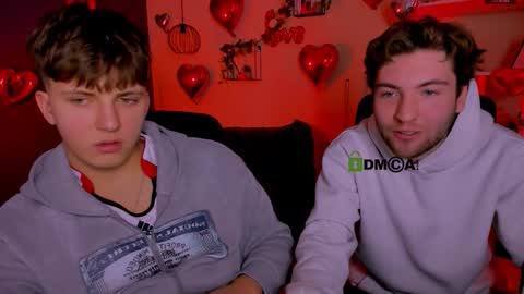 Travis online show from February 13, 10:51 am