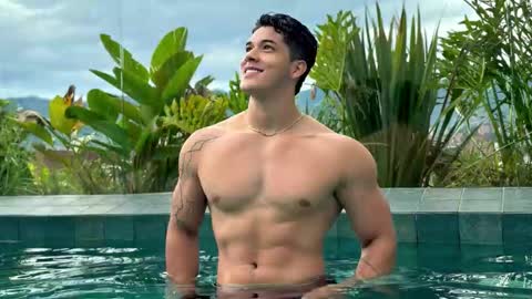 Travis online show from September 30, 11:53 am