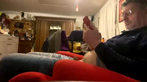 trebgeis1 online show from February 17, 5:44 pm