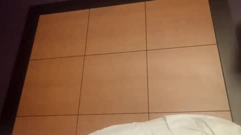 treedude303720 online show from September 23, 9:43 pm