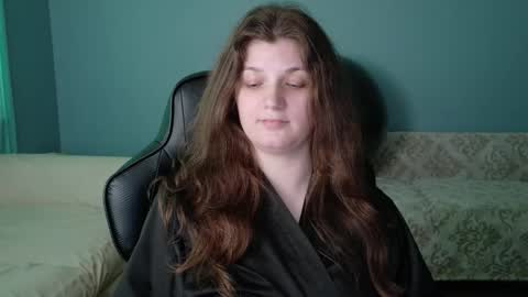 TreeJeanne online show from May 22, 7:09 pm