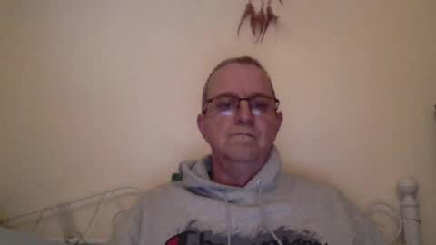 Fe-fi-fo-fum online show from March 22, 12:31 pm