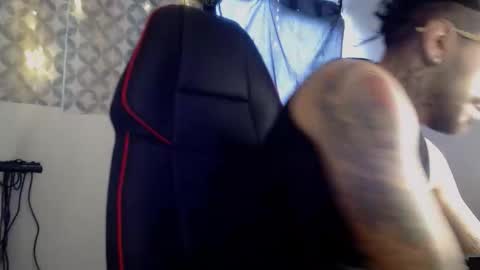Snapshot of trevor_hilton_ chatting on September 14, 3:35 pm trevor online show from September 14, 3:35 pm