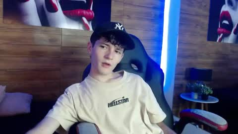 trevor_mob online show from April 30, 9:19 pm