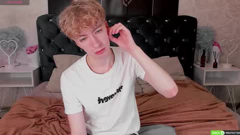 TrevorBenson online show from October 6, 6:04 pm